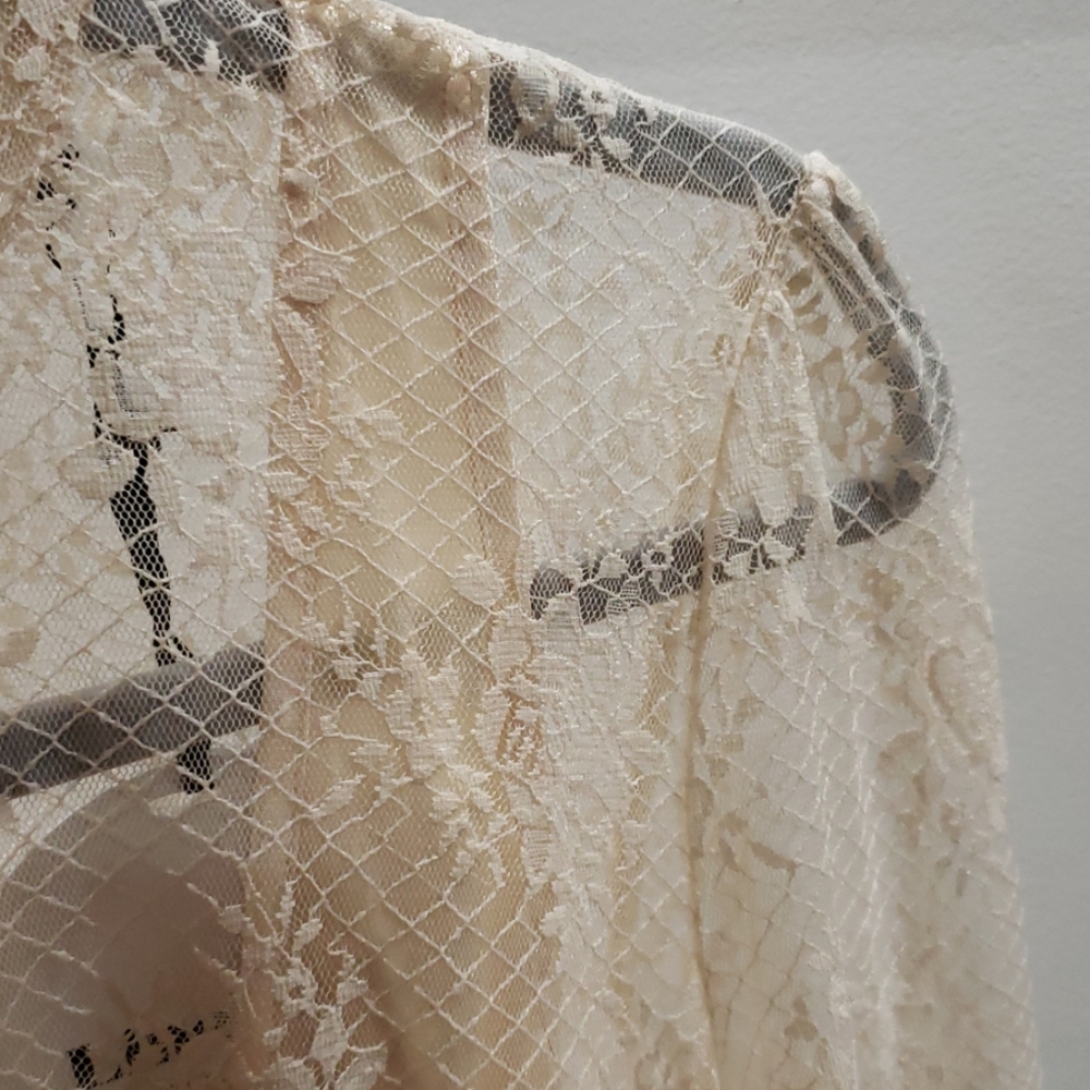 NWT Line & Dot Long Sleeve Lace Top - Picture 4 of 6